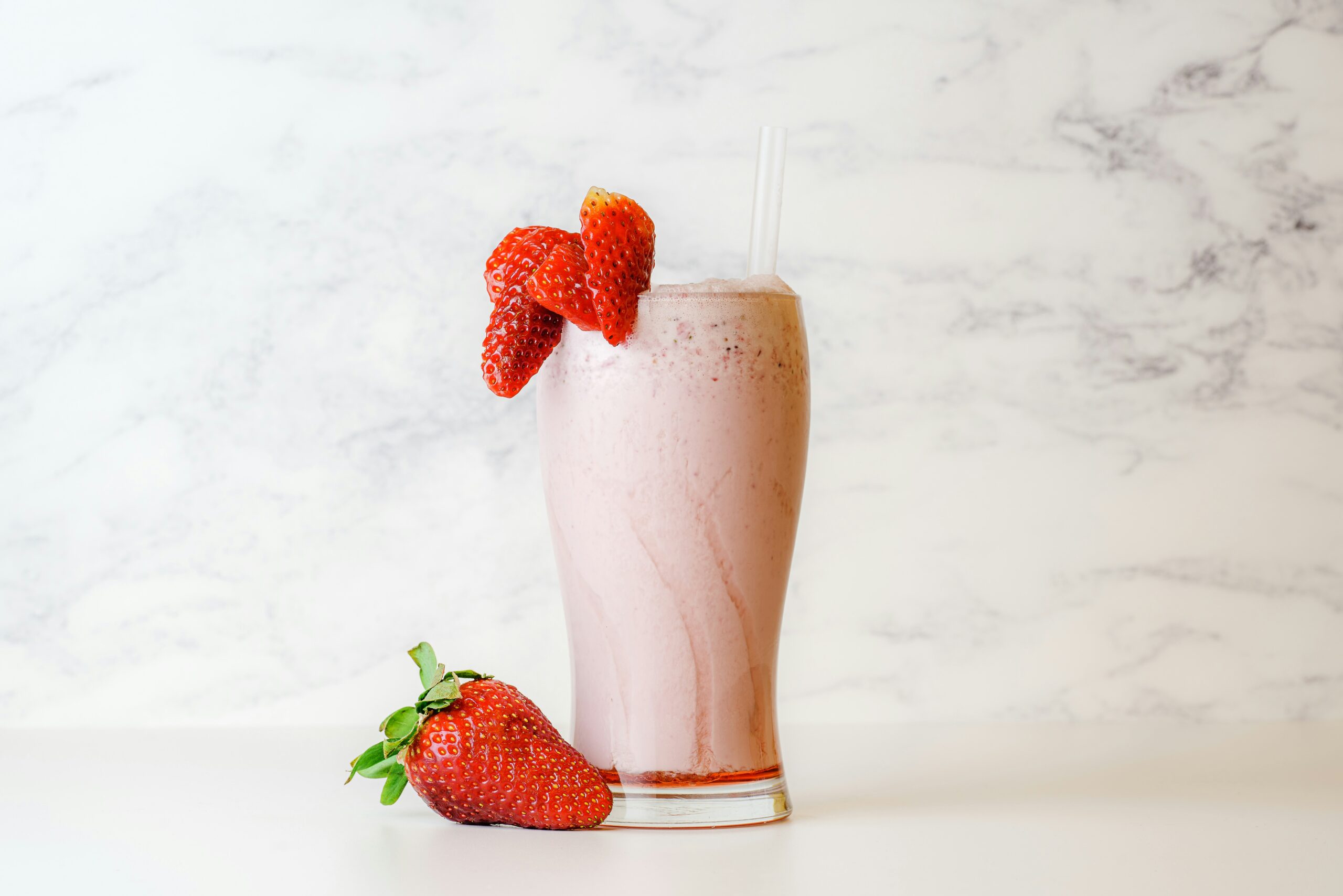 Let's Chocolaat strawberry-flavored milkshake